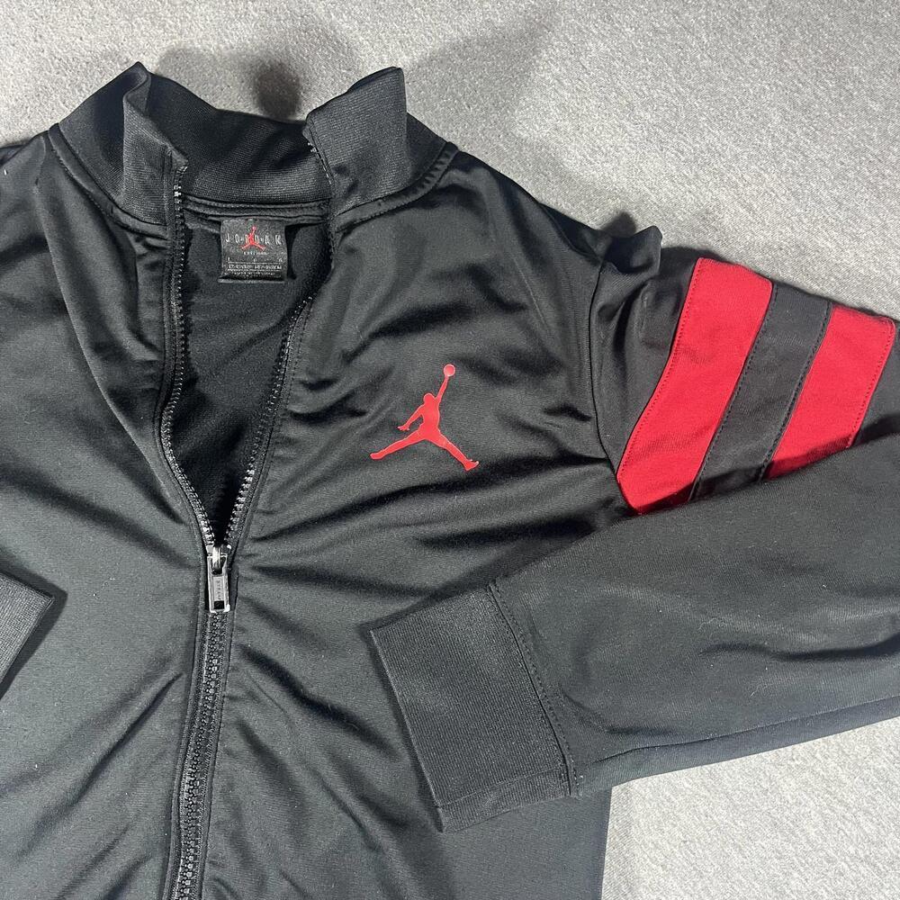 Jordan Black and Red Varsity Jacket Youth Large With Zip-Up Front NBA Michael J - Picture 2 of 7